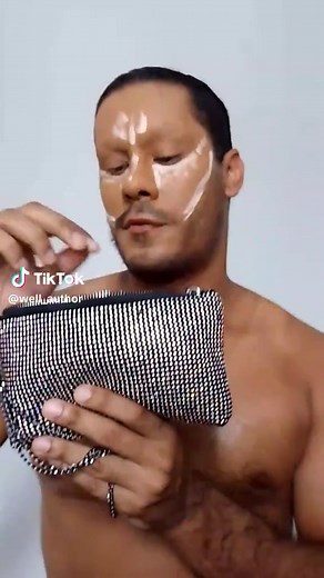 ORANGE DRAG MAKEUP 🧡✨🖌️ . . . . . . . . . . . . #dragmakeup #dragrace #fyp #gay #makeup #tutorial #dragartist #glitter #glittermakeup #rpdr