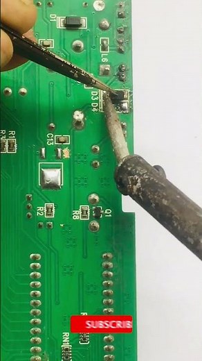 Soldering SMD Diodes: Advanced Techniques #diode #shorts