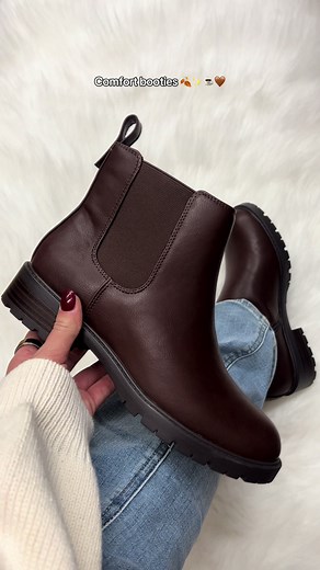 The perfect comfort walking booties 🤎✨ #fallboots #everydayboots #comfortboots #fallfashion #exoticsole