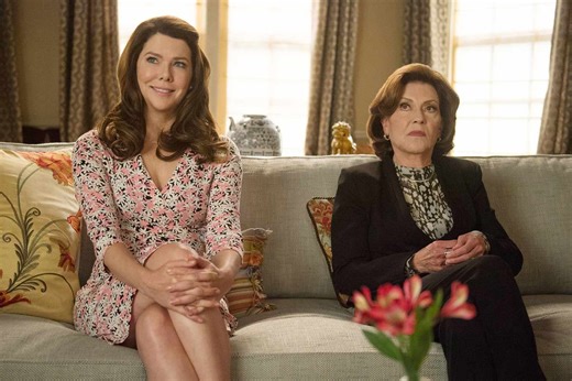 Lauren Graham and Kelly Bishop have 'Gilmore Girls' reunion