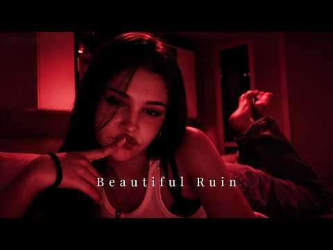 After Dark Lounge — Sultry R&B & Trap-Soul Mix for Late Nights