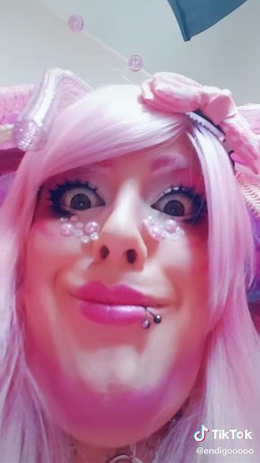 BIG BIG CHUNGUS oh hey I made this song lmao #drag #dragqueen #bigchungus #meme #memes #rupaulsdragrace #endigo #fyp #visualkei