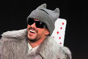 Bad Bunny calme le jeu avant son concert du Super Bowl : « Les gens n'auront qu'à se préoccuper d'une seule chose, c'est de danser »