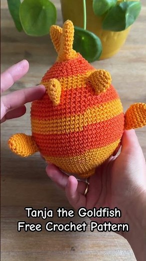 Free fish crochet pattern: Tanja the Goldfish www.mariskavos.nl #amigurumi #freecrochetpatterns