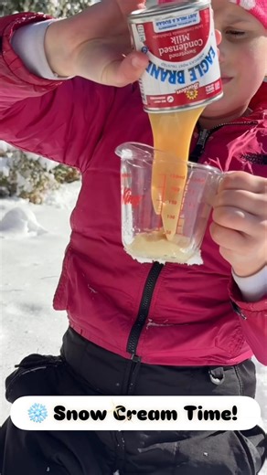 ❄️ 🍨 For a lot of folks in Columbus County, snowfall means snow cream. When the flakes start falling, out comes the bowl, the condensed milk and the vanilla. 👀 Now, we know snow cream isn’t for everyone. Some folks love it, some folks side-eye it hard and some think it’s downright gross. That’s OK. We’re not here to debate it — just to enjoy a little slice of winter tradition. 📹 Justin Smith | The News Reporter Share photos of your snow-day traditions in The News Reporter’s Columbus County Sn