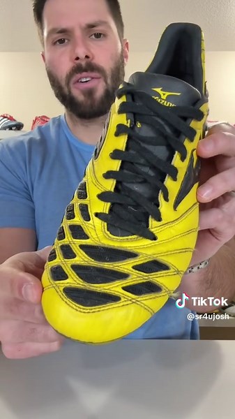 Top 3 Crazy Power Boot Designs for Football