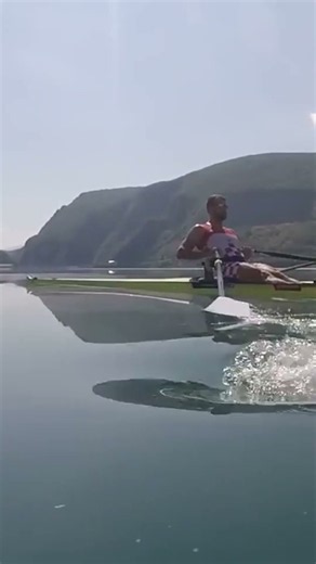 How to Hang From the Handle: Elite 1x Rowing Mechanics