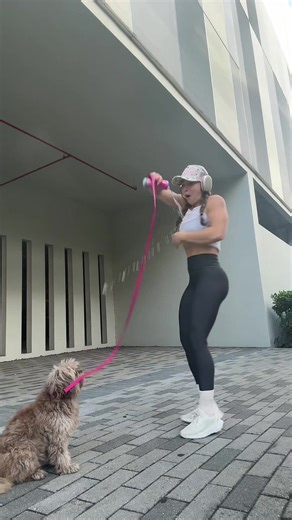 katie (@murabitok)’s videos with Beat of the Music - Brett Eldredge