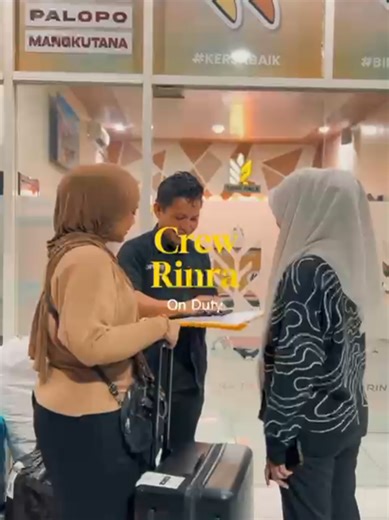✨ EXECUTIVE CLASS – Rinra Trans ✨ - Perjalanan jauh terasa lebih tenang. Kursi empuk, hiburan di perjalanan, snack & air mineral siap menemani 🚍💺 Karena kenyamanan bukan sekadar fasilitas, tapi pengalaman perjalanan yang bikin betah sampai tujuan. #ExecutiveClass #BikinNyaman #RinraTrans #BusPremium #PerjalananNyaman #BusMalam 🚍 Pesan tiketmu sekarang! Rasakan perjalanan aman & nyaman bersama Rinra Trans ✨ 📍 Rute: Makassar — Mamuju (PP) Makassar — Palopo (PP) Makassar — Mangkutana (PP) 🕖 Be