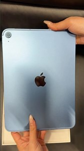 POV: You finally bought the blue iPad you wanted. 💙 ✨ #iPad #Apple #Unboxing #POV #tinaprpov