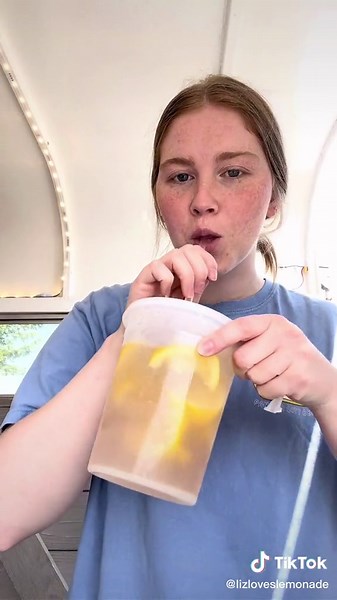 Refreshing Coconut Raspberry Lemonade Recipe