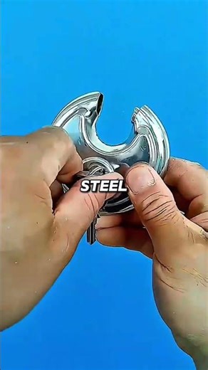 The Strongest Man in WWE 💪 Mark Henry BREAKS a Real Chain 😱