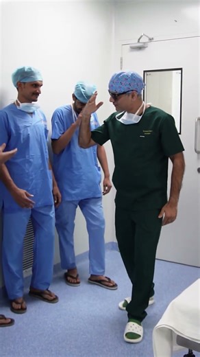 OT entry before Urolift #drashishsaini #doctor #dhurandhar