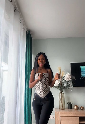 #musica #malagasy🇲🇬 #fyp #tiktokfrance🇨🇵 #challenge #stephanie #joie #pourtoi #goodvibes #foryoupage❤️❤️ #tiktokgasy🇲🇬 #Madagascar #Sudest #Mananjary