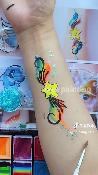 painting Ariel on TikTok
