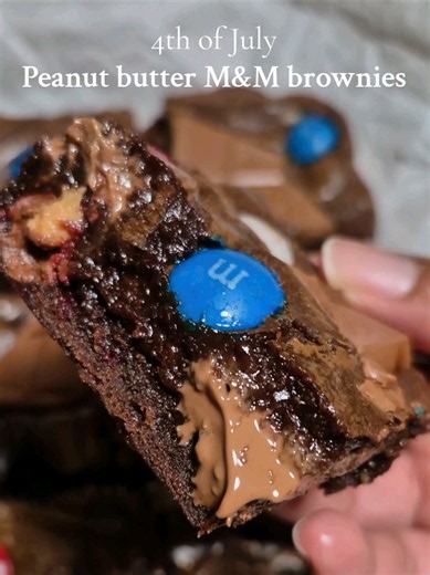 4th of July Peanut Butter M&M Brownies