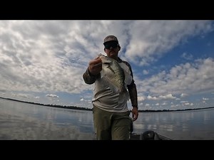 Mississippi oxbow crappie fishing