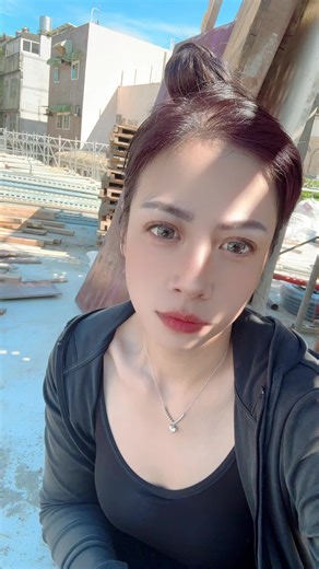 🐈‍⬛ 溫娜．舞衵 (@wenna_yang) 的影片使用了 我怎麼這麼好看！ - 大張偉