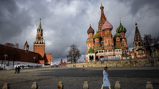 L'économie russe va plonger de 10% en 2022