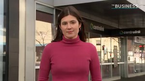 Centrelink chasing 11,000 welfare recipients over $32m in 'pandemic-related debts'