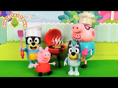 Bluey and Peppa Pig's House Backyard Fun! 🏠 | Pretend Play with Bluey Toys | Bunya Toy Town