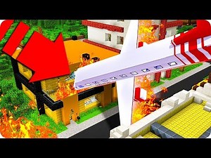 MASSI ESTRELLA UN AVIÓN CONTRA SU CASA EN MINECRAFT 😱