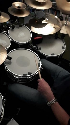 A simple 3/4 DB beat, 85 bpm