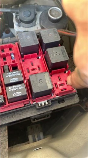 1999 Ford E450 Super Duty Fuel Filter Replacement Part 1