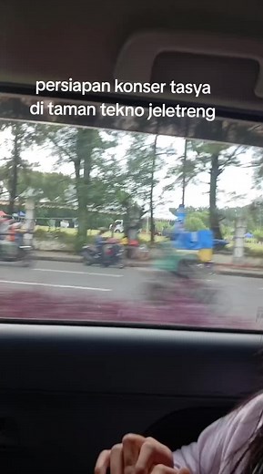 madew (@madew300)’s videos with suara asli - risnaaxedits