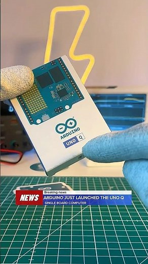 Arduino Uno Q (GAME CHANGER) #arduino #electronics #engineering