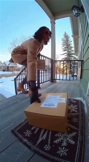 Stylish Porch Pirate Ruined by Exploding Paint Trap 📦💥😱 #PorchPirates #InstantKarma #HomeSecurity