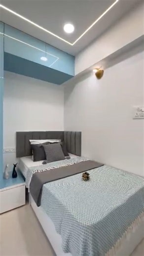 Boys Bedroom Design with Bay Window Seating | Blue Theme Kids Room Makeover #kidsbed #boysbedroom