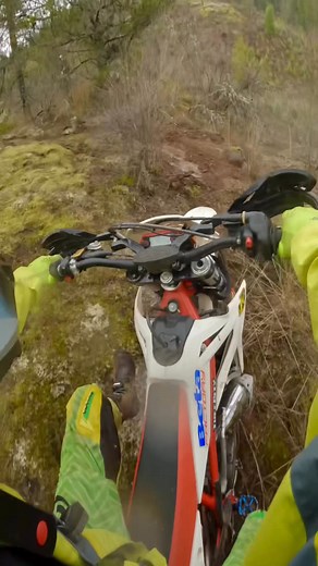 14 reactions | Got up the first rock ledge but I lost my speed for the 2nd up. . #beta #2stroke #GoPro #vancouverisland #pov #enduro @tuffcitypowersports | David Baumann | Facebook