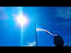 Banderita mia del color del cielo, Con toda mi alma te Quiero te Quiero!!.