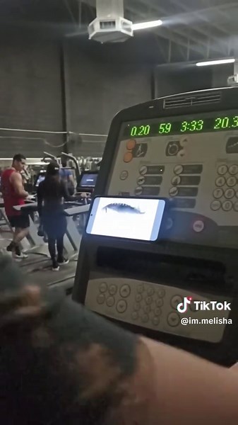 Spinning Fish Meme – The Low Quality Gym Humor