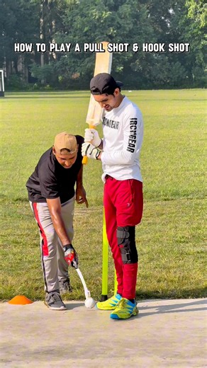 How to Play A Pull Shot And Hook Shot—Working OnFoot work plus Body Direction #howtoplayafullshot #howtoplayahookshot #howtoplaypowerhitting #battingpracticedrills #tapeballsixes | Arham Butt 150