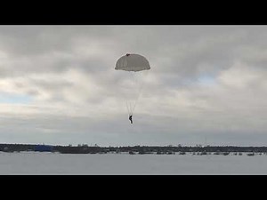 Landing of a parachutist on a round parachute D 1 5u
