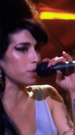 Amy Winehouse: Rare live performance in London #shorts #backtoblack