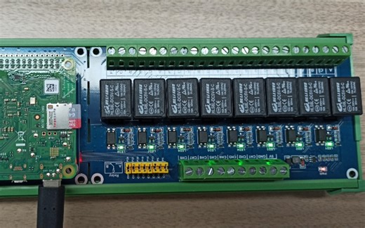 RaspberryPi4B ctrl 8 Relay Module