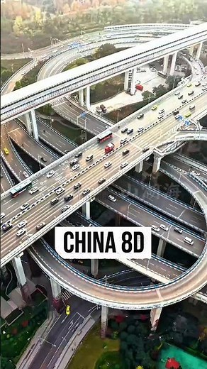 China 8D: la ciudad donde las carreteras flotan en el aire