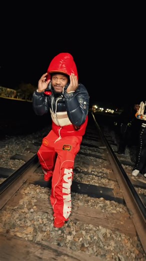 YDTHEILLEST 🧟‍♂️💤 on Instagram: "I could drop 1000 songs & 1000 bullets !!! YALL READY FOR THE TAPE ?💤🧟‍♂️"