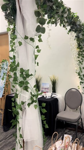 Our Spring Wellness Show lineup is nothing short of incredible! 🌿 From supplements, nutrition experts, sleep clinics, wellness scans, and skin & body care… to massage therapists, lymphatic specialists, life coaches, counselling therapy, reflexology, Reiki, acupuncture, chiropractic care, osteopathy, light therapy and more. You’ll also discover: ✨ Handmade wellness products ✨ Vegan candles & gemstone jewelry ✨ Lifestyle apparel ✨ Probiotics & meditation tools ✨ Gluten-free treats, meals, and pac