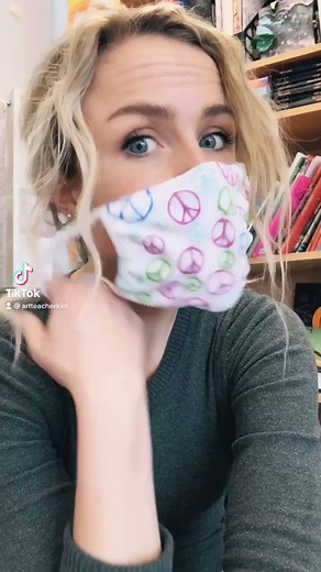 No idea if I will get heat for this one, but teachers let your kids doodle!￼￼ #doodle #doodles #teacher #teachersoftiktok #middleschool #learning #fyp