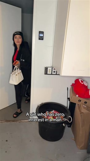 Willow - Follows You (@willowharper.skits)’s videos with original sound - Willow - Follows You