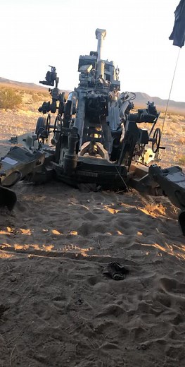 Artillery Operations with the 777 Howitzer Gun