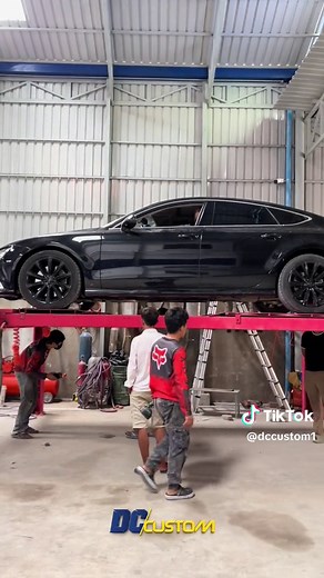 Audi A7: ទិន្នន័យនៃសំឡេងបោះល្បឿនខ្ពស់