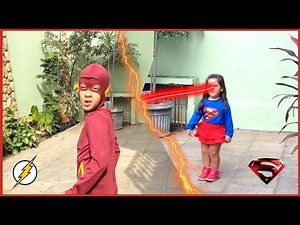 Baby Supergirl vs Flash || SuperKids Battles