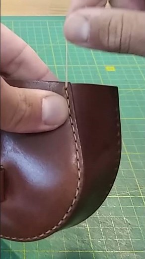 How to finish a seam when sewing a leather bag