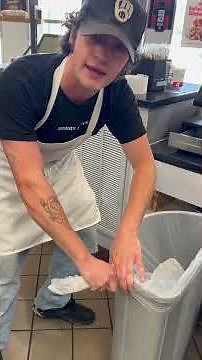 How to properly put a bag in a trash can