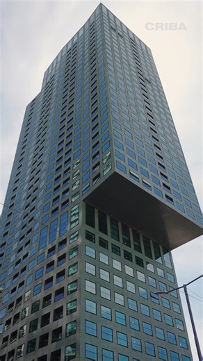 CRIBA on Instagram: "@huergo475 ya es parte del skyline de Buenos Aires. Celebramos la finalización de esta torre de 38 pisos y más de 500 unidades, desarrollada por @consultatio y diseñada por Adamo Faiden Arquitectos - @sebastian.adamo @marcelofaiden , que une ingeniería, materialidad y diseño en una obra con identidad propia. El hormigón arquitectónico y la fachada grecada —pensados para resolver estructura y expresión a la vez— definen su carácter desde la ciudad hacia adentro. Recorrer sus 